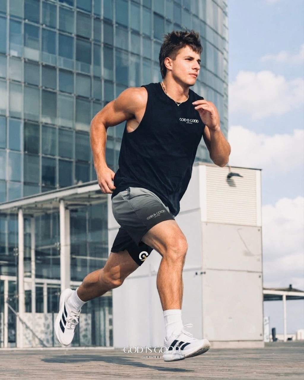 Performance Fade Short (Black)