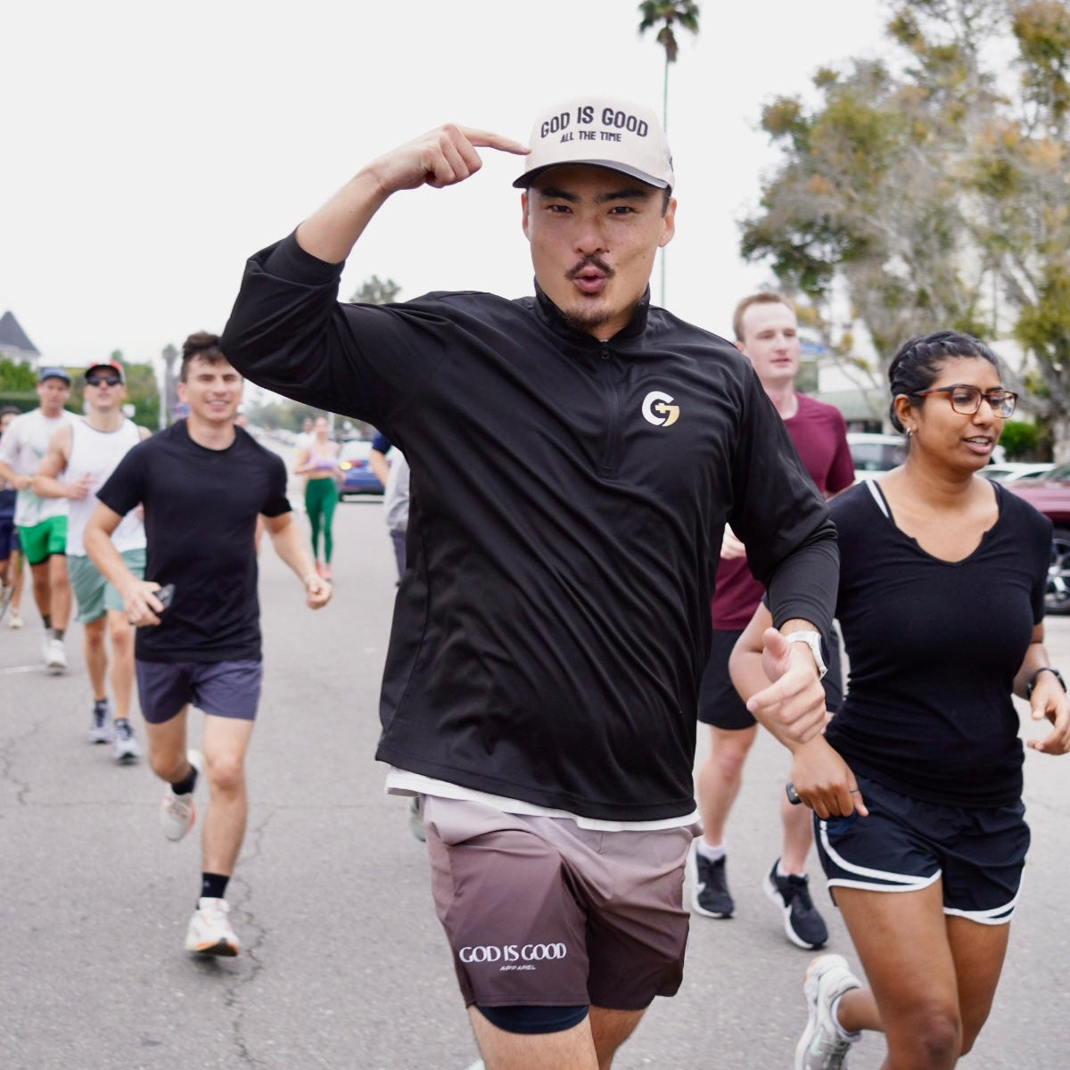 Performance Quarter-Zip Pullover (Black)